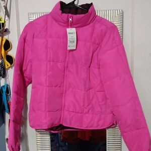 No Boundaries Fuchsia, Lightweight Puffer Packable Jacket with Bag. XS/S, NWT